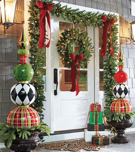 95 Amazing Outdoor Christmas Decorations - DigsDigs