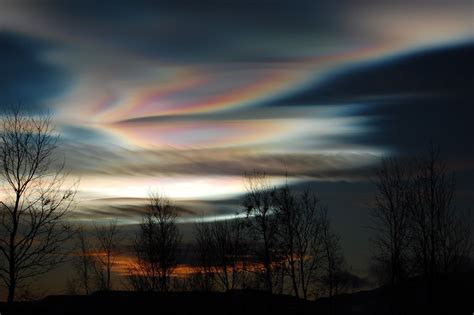 Polar Stratospheric Clouds ~ These beautiful clouds are formed extremely high in the polar ...