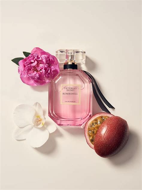 Victoria's Secret Bombshell Eau de Parfum, Women's Perfume, Notes of White Peony, Sage, Velvet ...