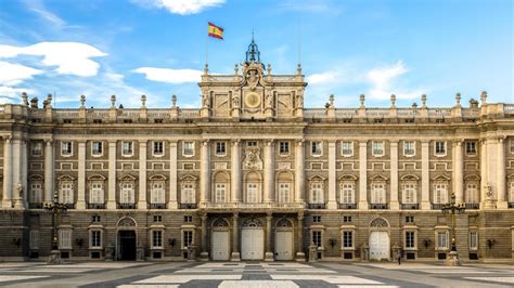 Discover Royal Palace of Madrid | History & Architecture