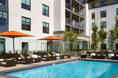 Hyatt Place Pasadena Pool: Pictures & Reviews - Tripadvisor