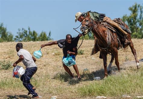 U.S. begins removing Haitian migrants, but they continue to flock to Texas border - Los Angeles ...