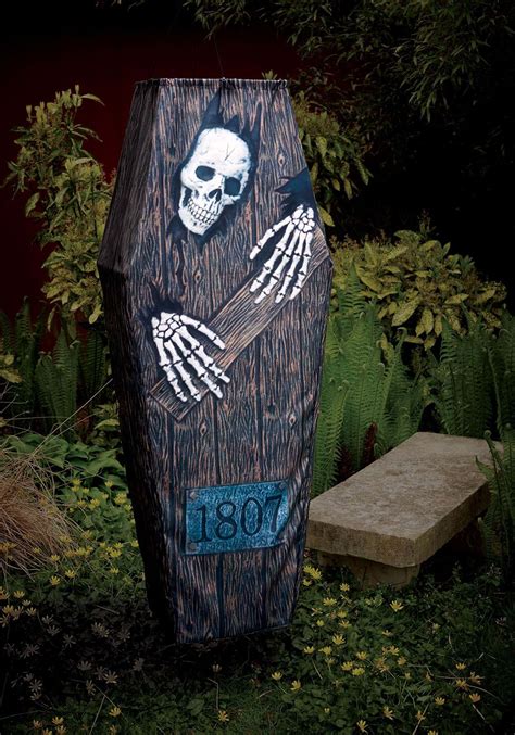 5FT Skeleton Hanging Collapsible Coffin Prop | Skeleton Decorations