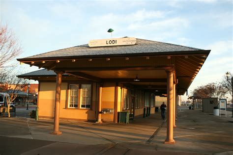 Lodi, CA (Amtrak San Joaquin) - The SubwayNut