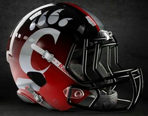 Cincinnati Bearcats | Cincinnati bearcats, Football helmets, Bearcats