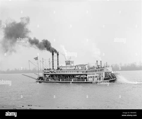 River Boat, Mississippi River, USA, circa 1906 Stock Photo - Alamy