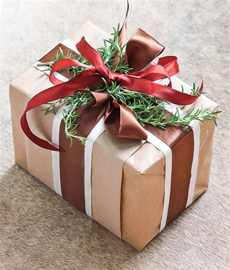 Quiet Corner:Easy Christmas Gift Wrapping Ideas - Quiet Corner