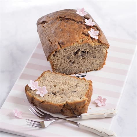 Classic & Delicious Banana Loaf Cake Recipe - Love Catherine