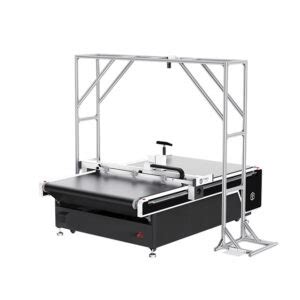 China digital knife cutting machine, non woven fabric cutting machine ...