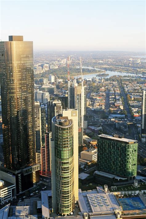 Melbourne, Australia: 5 Ways To Get The Best & Highest Views of the City — Posh, Broke, & Bored