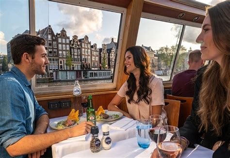 Amsterdam Dinner Cruise - evening cruise | Stromma.com