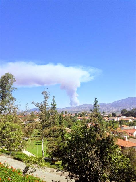 Brian and Ashley's Hiking Blog!: Silverado Canyon Wildfire (Cleveland National Forest)