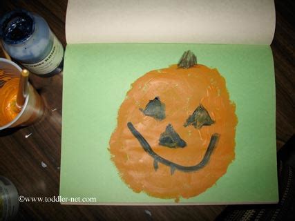 Kids Art Project - Painting of a Pumpkin