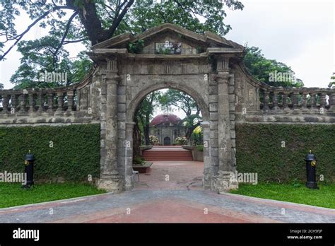 Paco Park in Manila Stock Photo - Alamy