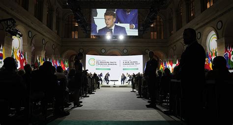 Paris climate summit ends without deal on global shipping tax | The ...