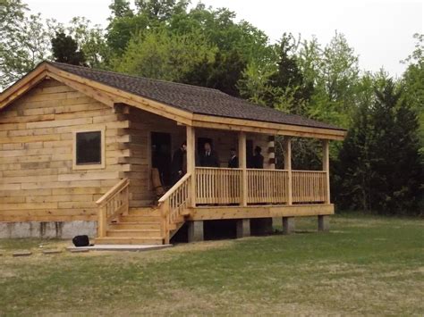 Log Cabin Kits | Oak Log Homes- Schutt Log Homes and Mill Works