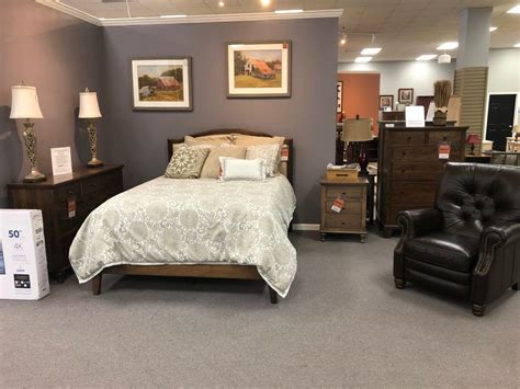 Amish Bedroom Furniture in Greenville, South Carolina – Uncle Jake's Furniture