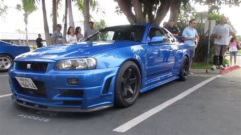 Bayside Blue Nissan Skyline R34 GT-R - YouTube