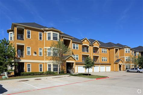 The Retreat at Conroe - Conroe, TX | Apartment Finder