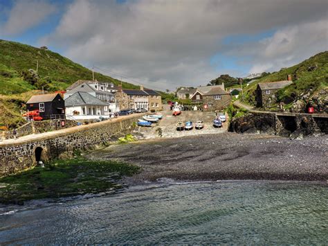 Mullion Cove Cornwall. lovely little village well worth a visit | Cove, England, Village