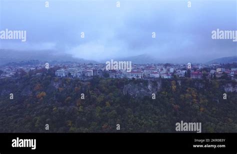 Foggy city Stock Videos & Footage - HD and 4K Video Clips - Alamy