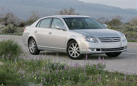 2005 Toyota Avalon Review & Ratings | Edmunds