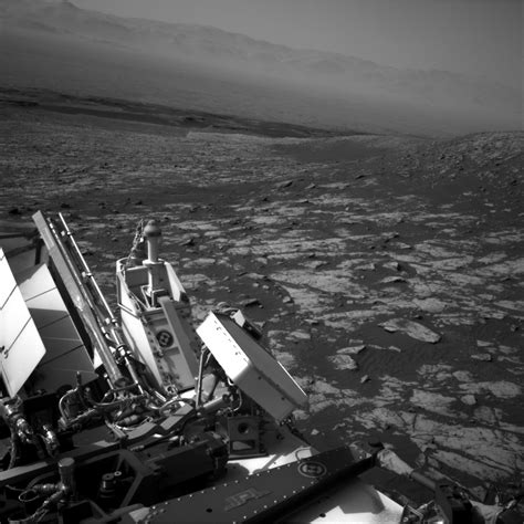 Sol 2023: Right Navigation Camera – NASA Mars Exploration