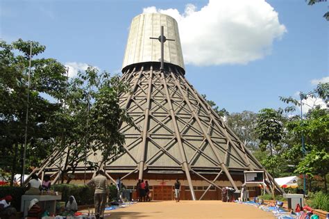 UGANDA: Thousands Celebrate Uganda Martyrs Day in Namugongo