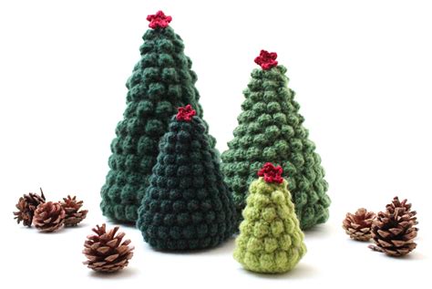 According to Matt...: Creative Christmas: Crocheted Christmas Trees