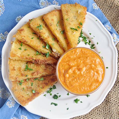 Fried Manchego Cheese with Romesco Sauce | RecipeLion.com