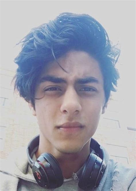 Aryan Khan Height, Weight, Age, Body Statistics - Healthy Celeb