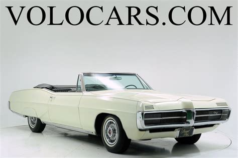 1967 Pontiac Grand Prix | Volo Museum