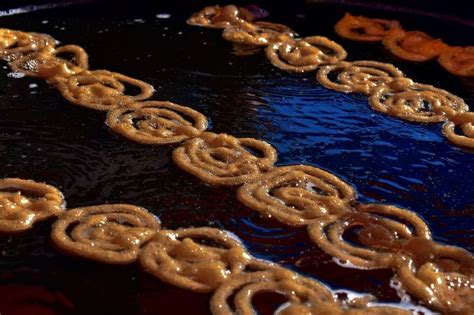 The History & Art Of Jalebi - ReviewFitHealth.com