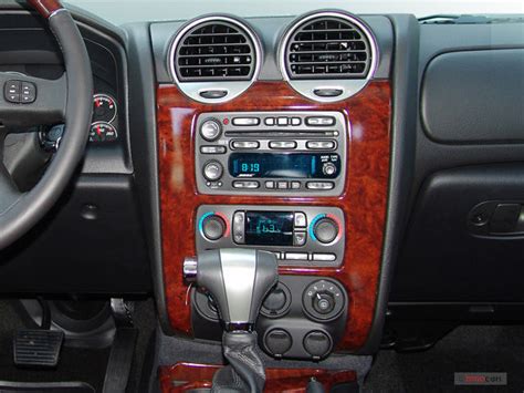 2007 GMC Envoy: 7 Interior Photos | U.S. News