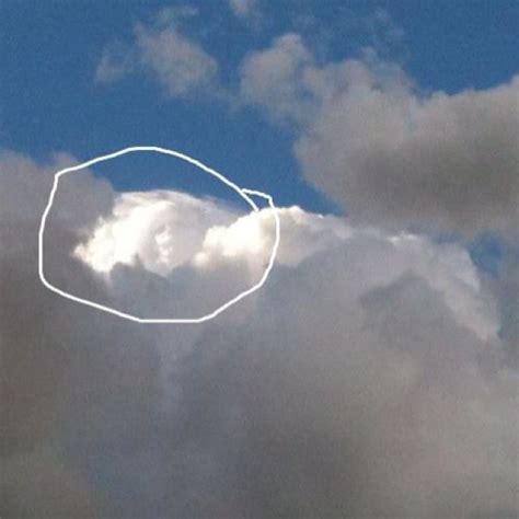 Angel in the sky | Angel pictures, Angel clouds, Angel sightings