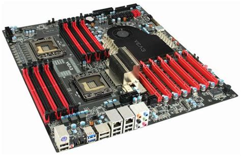 EVGA Dual LGA-1366 Motherboard Pictured with Chipset Cooling | TechPowerUp