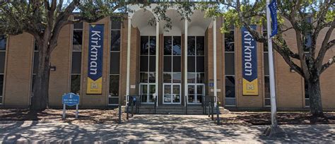 Academic Computer and Learning Center | McNeese State University