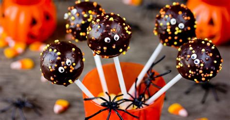 17 Halloween Cake Pops (+ Simple Recipes) - Insanely Good