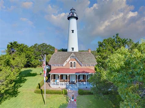 St. Simons Lighthouse Museum | Explore Georgia