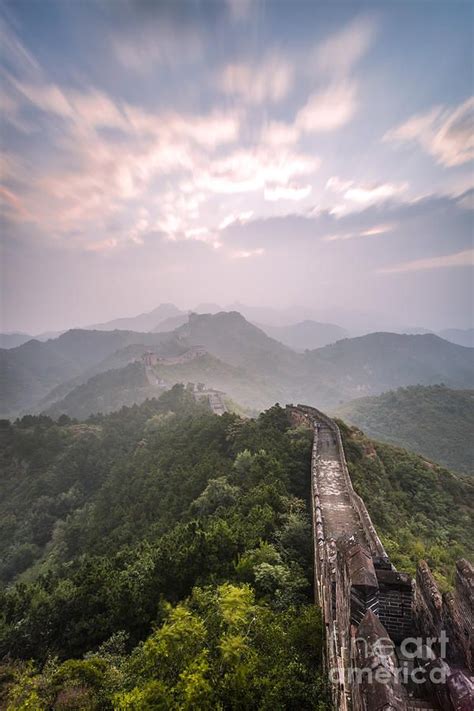 Sunrise over the Great Wall of China by Matteo Colombo | Great wall of china, Sunrise, Photo