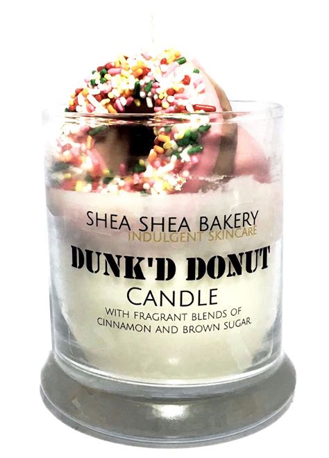 The Bakery's newest candle is a sure treat for the eyes! Once lit, this beautiful candle will ...