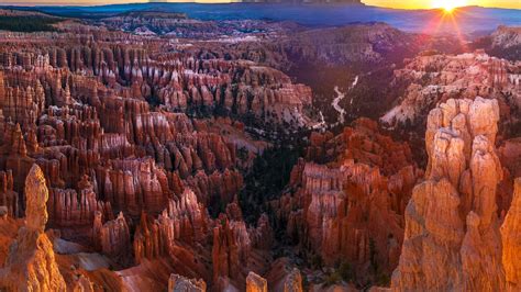 Bryce Canyon Sunrise - VAST