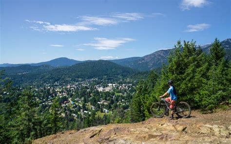 Exploring Rossland - Mountain biking single tracks | ZenSeekers