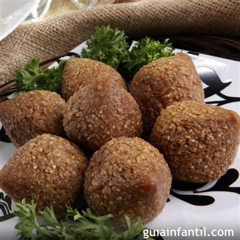 Receta de Kibbe, kibe o kibbeh. Comida libanesa | Comida mediterranea recetas, Recetas libanesas ...