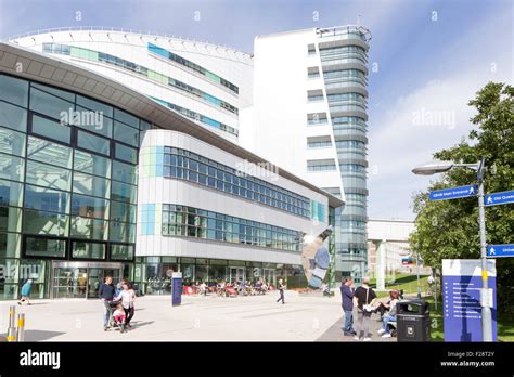 The Queen Elizabeth Hospital, Birmingham, England, UK Stock Photo - Alamy