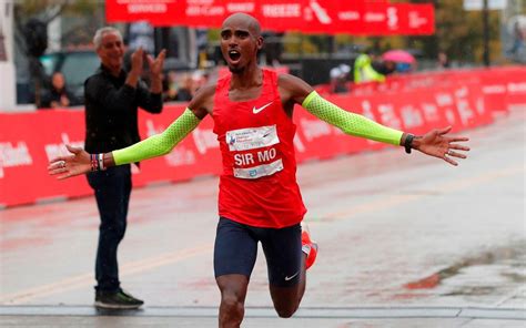 Mo Farah claims first marathon win in Chicago setting European record time