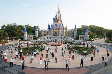 Disney laying off another 4,000 workers from theme park division ...