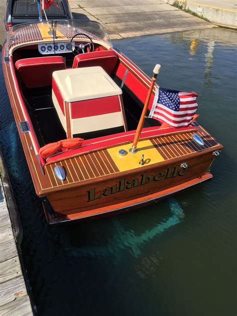 18' Feet 1960 Chris Craft Continental - 38390 | Antique Boat America