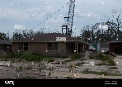 New Orleans, Louisiana: Hurricane Katrina damage, cleanup activities ...