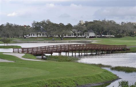 Grande Oaks Golf Club in Fort Lauderdale, Florida, USA | GolfPass